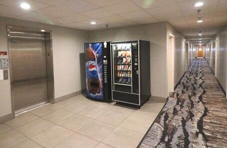 SureStay Plus Hotel by Best Western Sevierville - Image 33