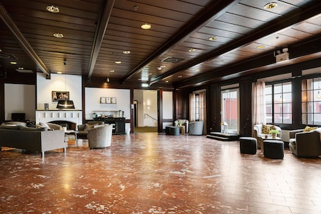 Lobby. Best Western Nya Star Hotel