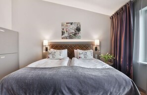 Superior-Vierbettzimmer (Plus) | Bügeleisen/Bügelbrett, kostenloses WLAN, Bettwäsche