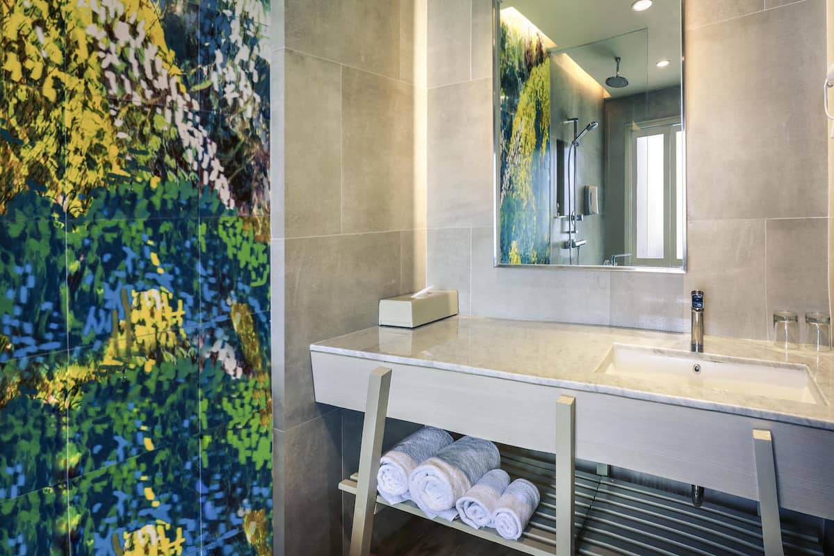 In-room safe, blackout curtains, soundproofing, iron/ironing board
