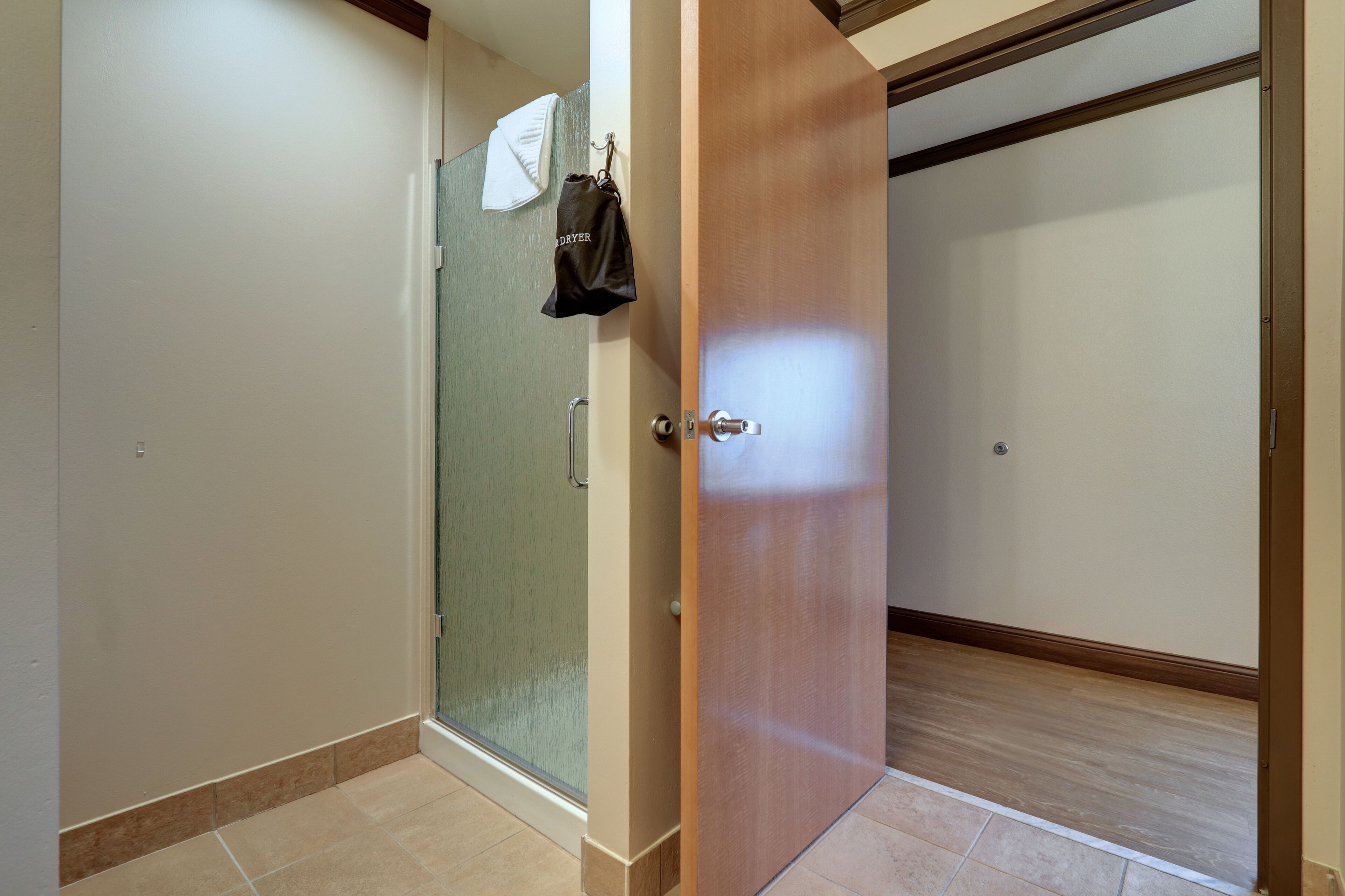standard room, 2 queen beds | bathroom shower