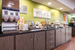 Free daily buffet breakfast