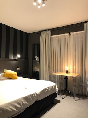 In-room safe, desk, soundproofing, iron/ironing board