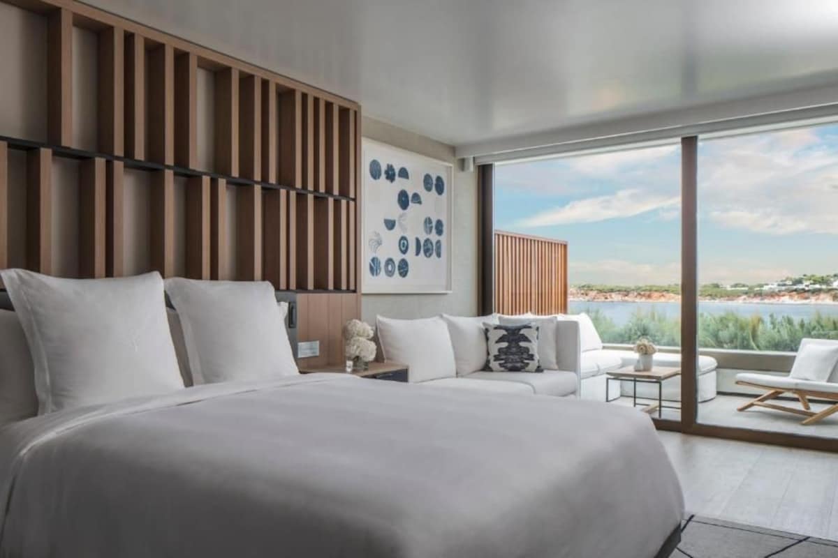 1 habitación, ropa de cama de alta calidad y minibar