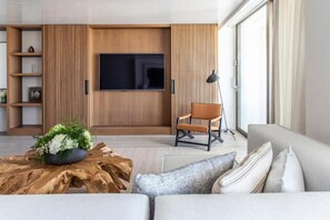 Living area - Four Seasons Astir Palace Hotel Athens (Vari-Voula-Vouliagmeni)