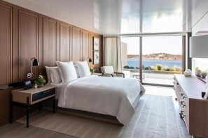 1 bedroom, premium bedding, minibar, in-room safe - Four Seasons Astir Palace Hotel Athens (Vari-Voula-Vouliagmeni)