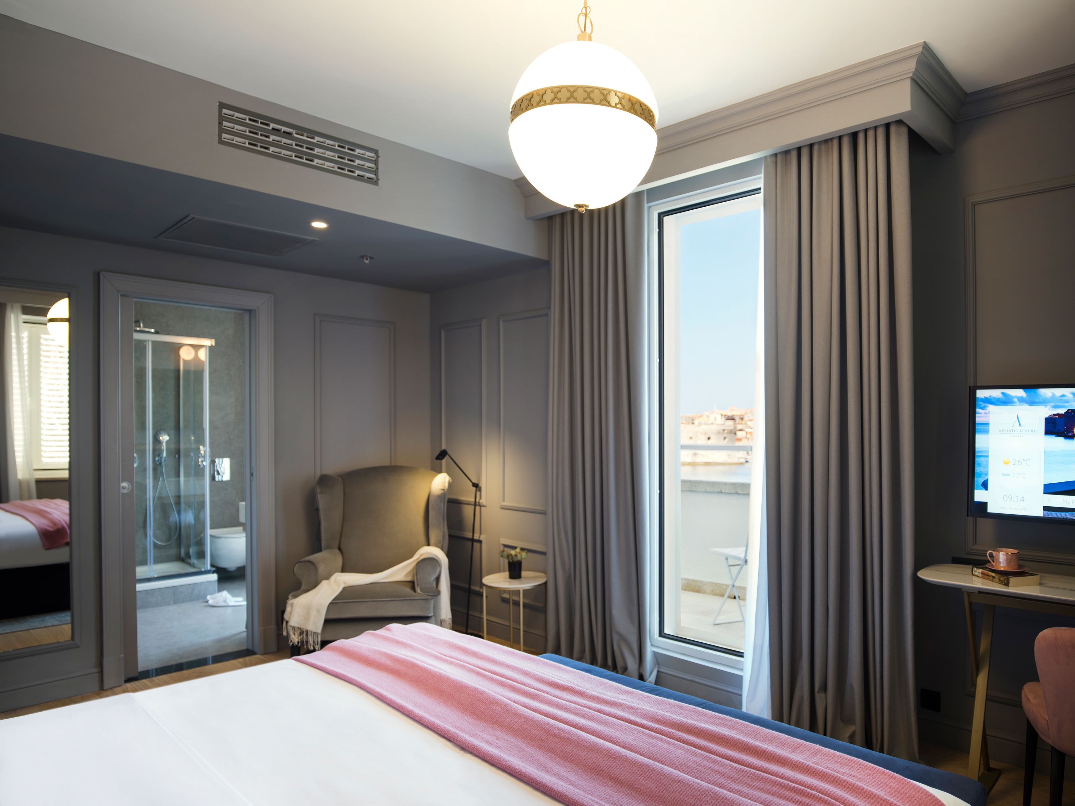 villa odak suite sea view,  french balcony | minibar, in-room safe, individually furnished, desk