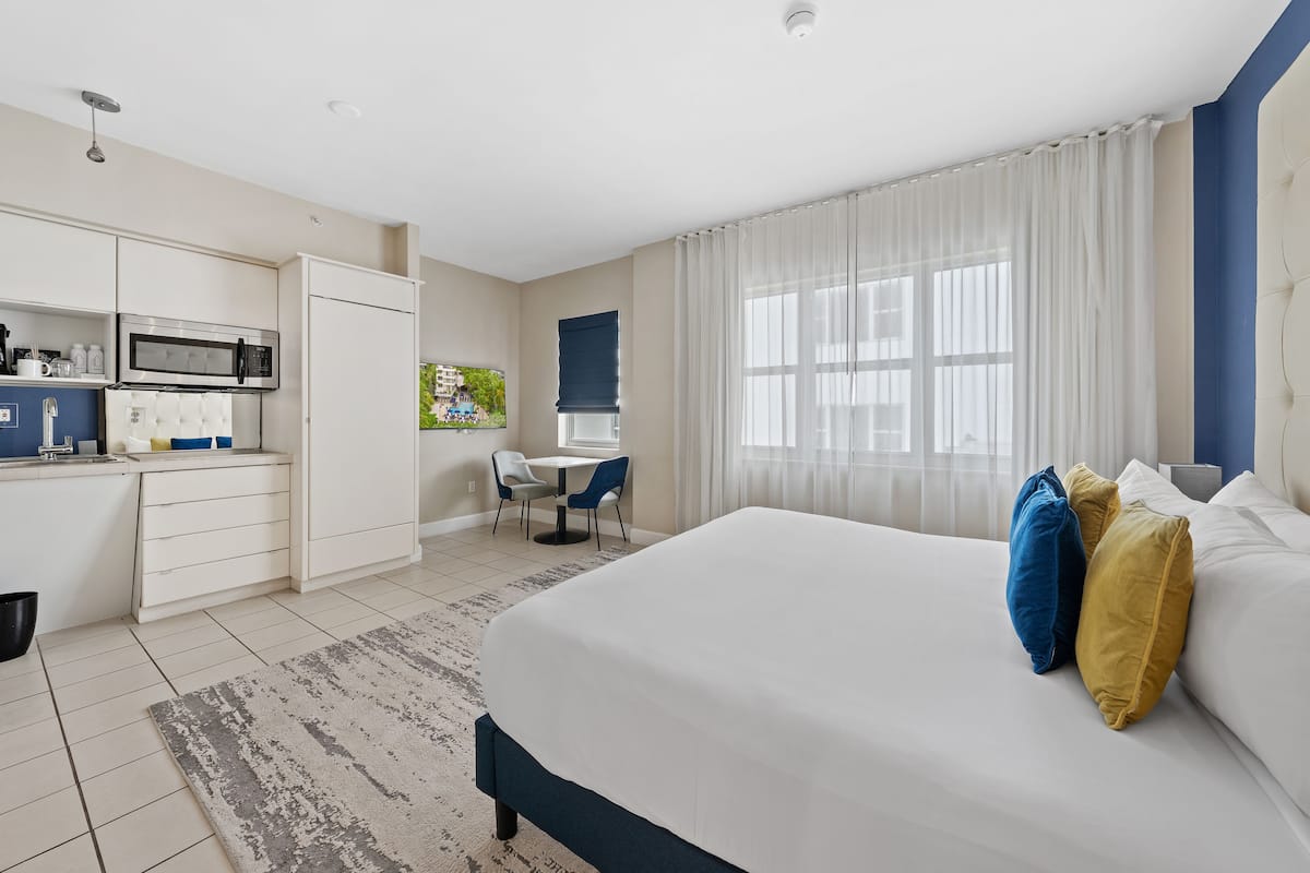 Studio Suite | Premium bedding, in-room safe, individually decorated