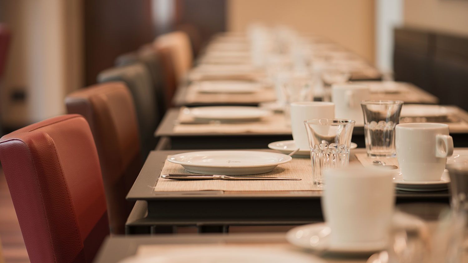 daily cooked-to-order breakfast (eur 12.5 per person)