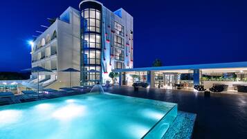 Facciata della struttura