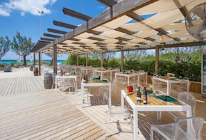 Food-Court