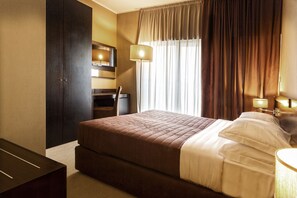 Premium bedding, minibar, in-room safe, desk