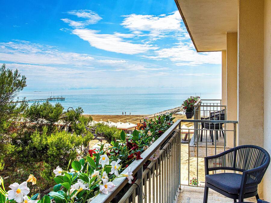 Chambre Double Confort, balcon | Terrasse/Patio