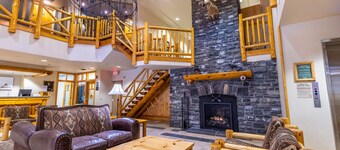 Brewster Mountain Lodge