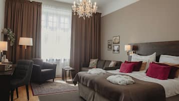 Deluxe-rum - flera sÀngar | Individuell inredning, unika möbler och sÀngklÀder