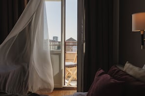 Superior Room, 1 Double Bed | Individually decorated, individually furnished, bed sheets