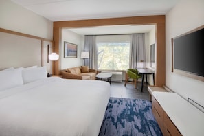 Room, 1 King Bed with Sofa bed, Non Smoking | Desk, blackout drapes, iron/ironing board, free cribs/infant beds