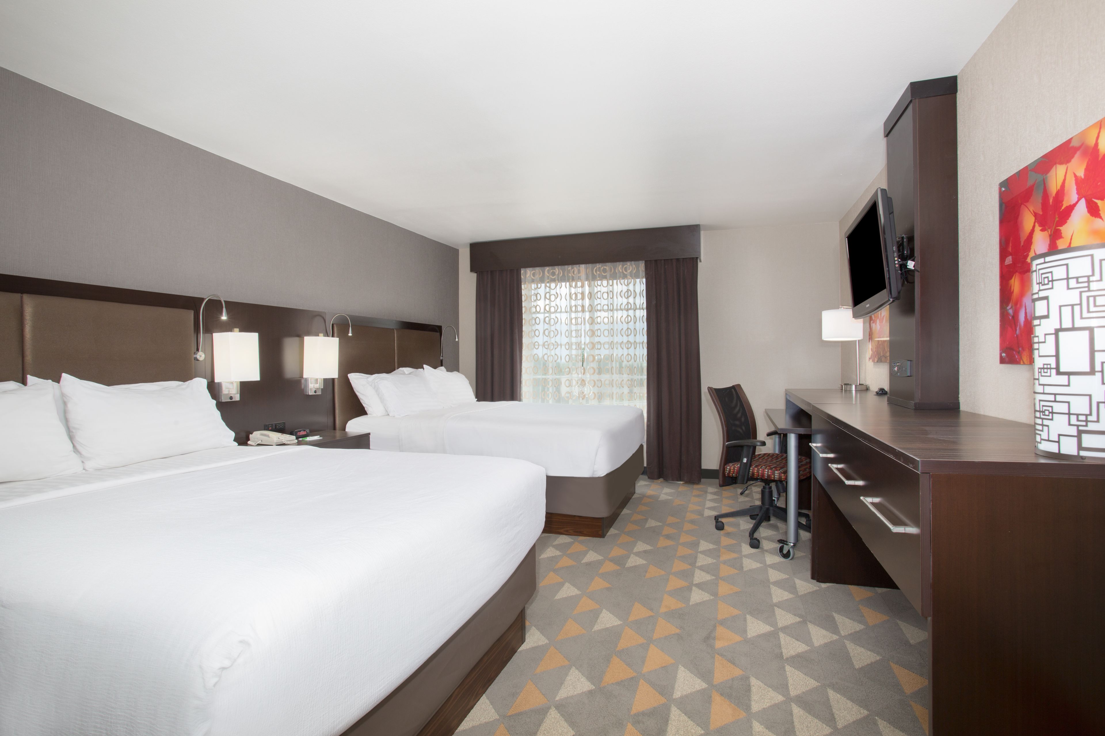 1 bedroom, desk, laptop workspace, blackout curtains