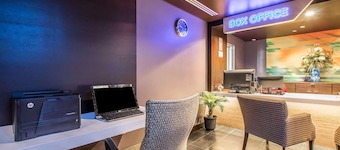 Tilt Hotel Universal/Hollywood, Ascend Hotel Collection