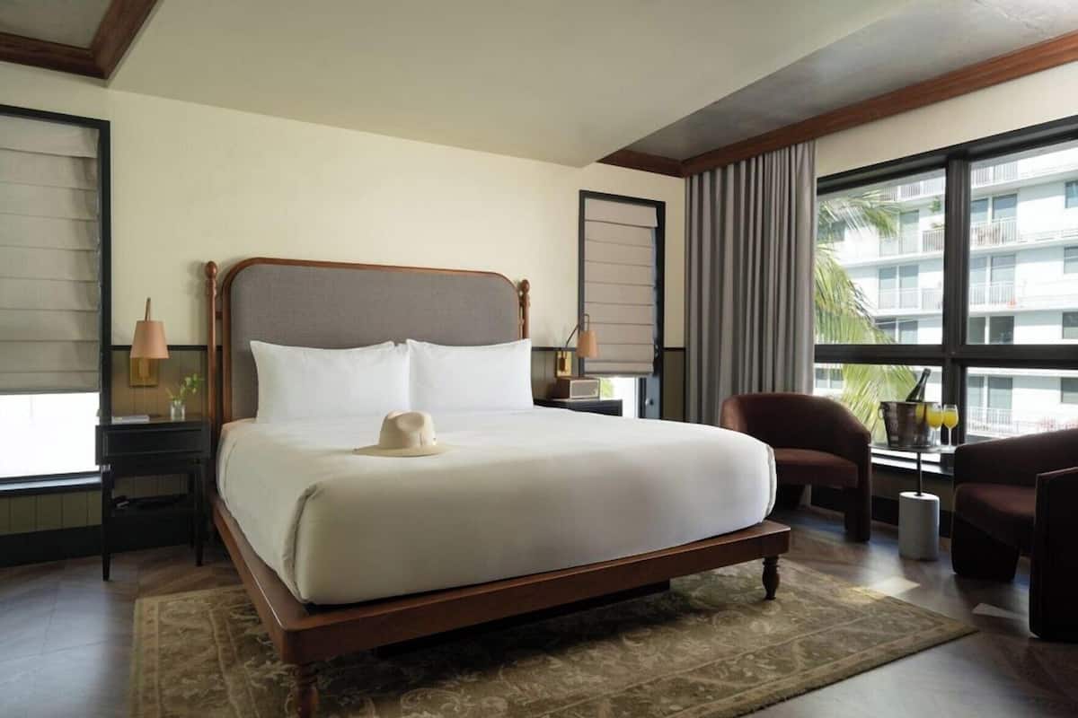 Frette Italian sheets, premium bedding, pillow-top beds, in-room safe