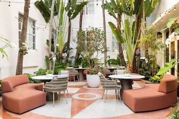 Courtyard at The Balfour Hotel