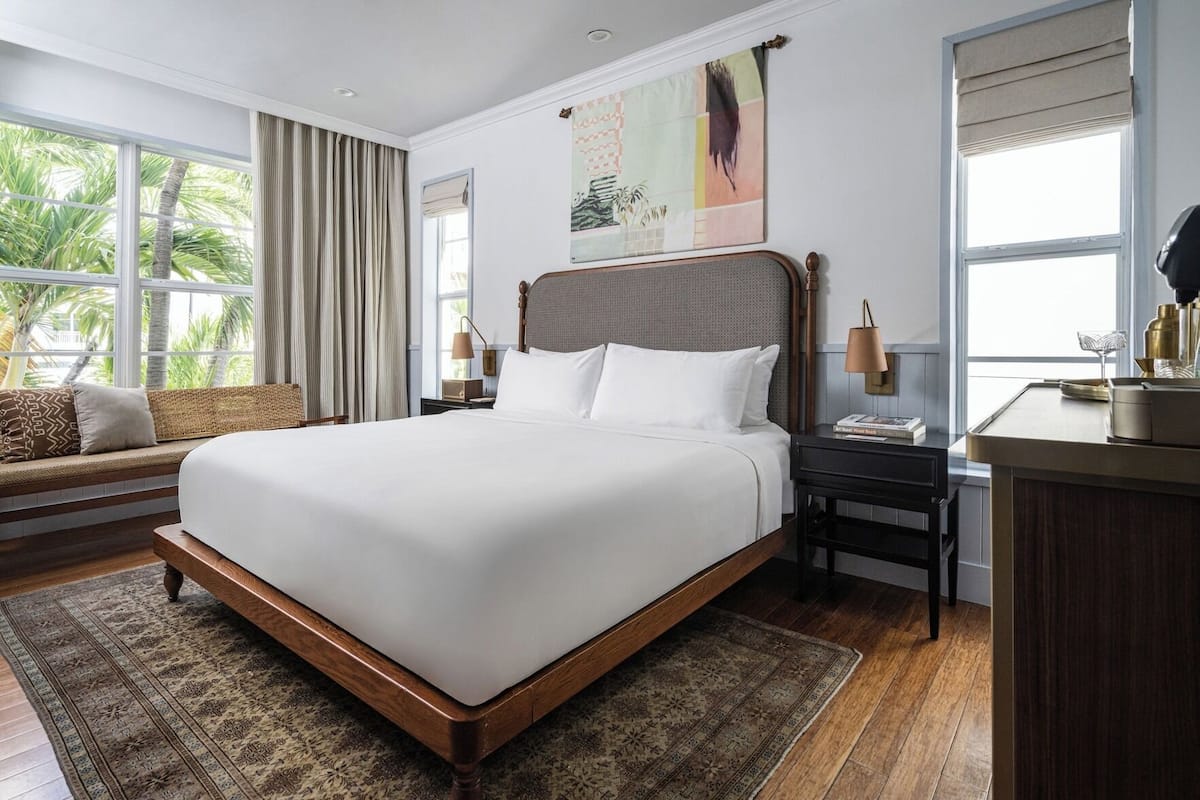 Frette Italian sheets, premium bedding, pillow-top beds, in-room safe