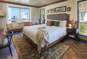 Superior Room, 1 King Bed | Frette Italian sheets, premium bedding, pillow-top beds, in-room safe