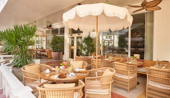 Hotel exterior and entrance at The Balfour Hotel