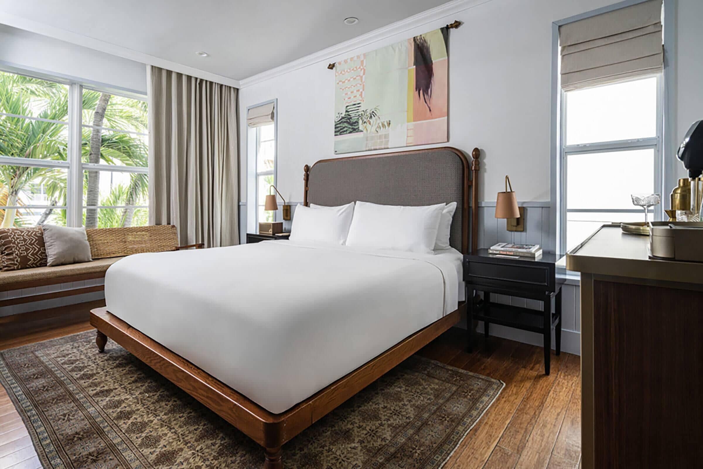 Room, 1 King Bed, Non Smoking | Frette Italian sheets, premium bedding, pillowtop beds, in-room safe