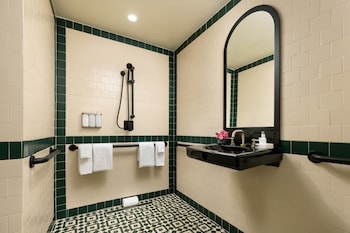 Room, 1 King Bed, Accessible | Bathroom | Shower, rainfall showerhead, designer toiletries, hair dryer at The Balfour Hotel