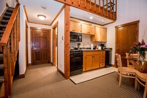 Deluxe Loft, Kitchen
