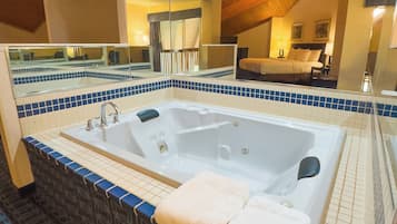 Executive Suite, 1 King Bed, Non Smoking | Pillowtop beds, desk, iron/ironing board, free cribs/infant beds