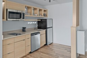 Suite, 1 Bedroom | Premium bedding, in-room safe, desk, iron/ironing board - Towneplace Suites by Marriott Warren (Warren)
