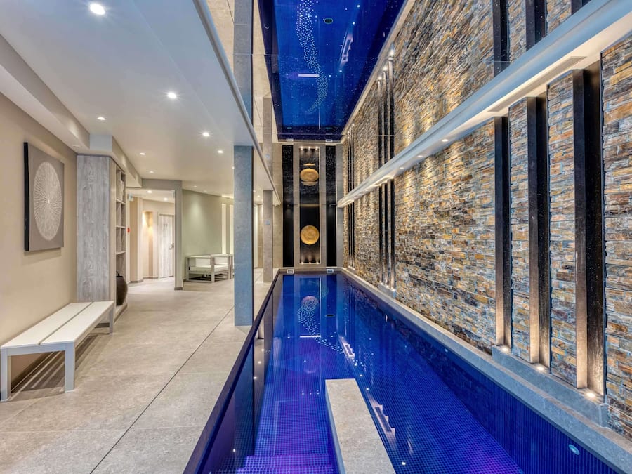 Indoor pool, outdoor pool, open 7:00 AM to 9:00 PM, pool umbrellas