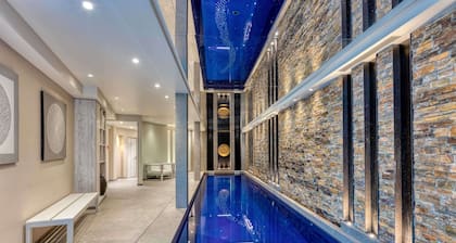 Best Western Plus Le Lavarin