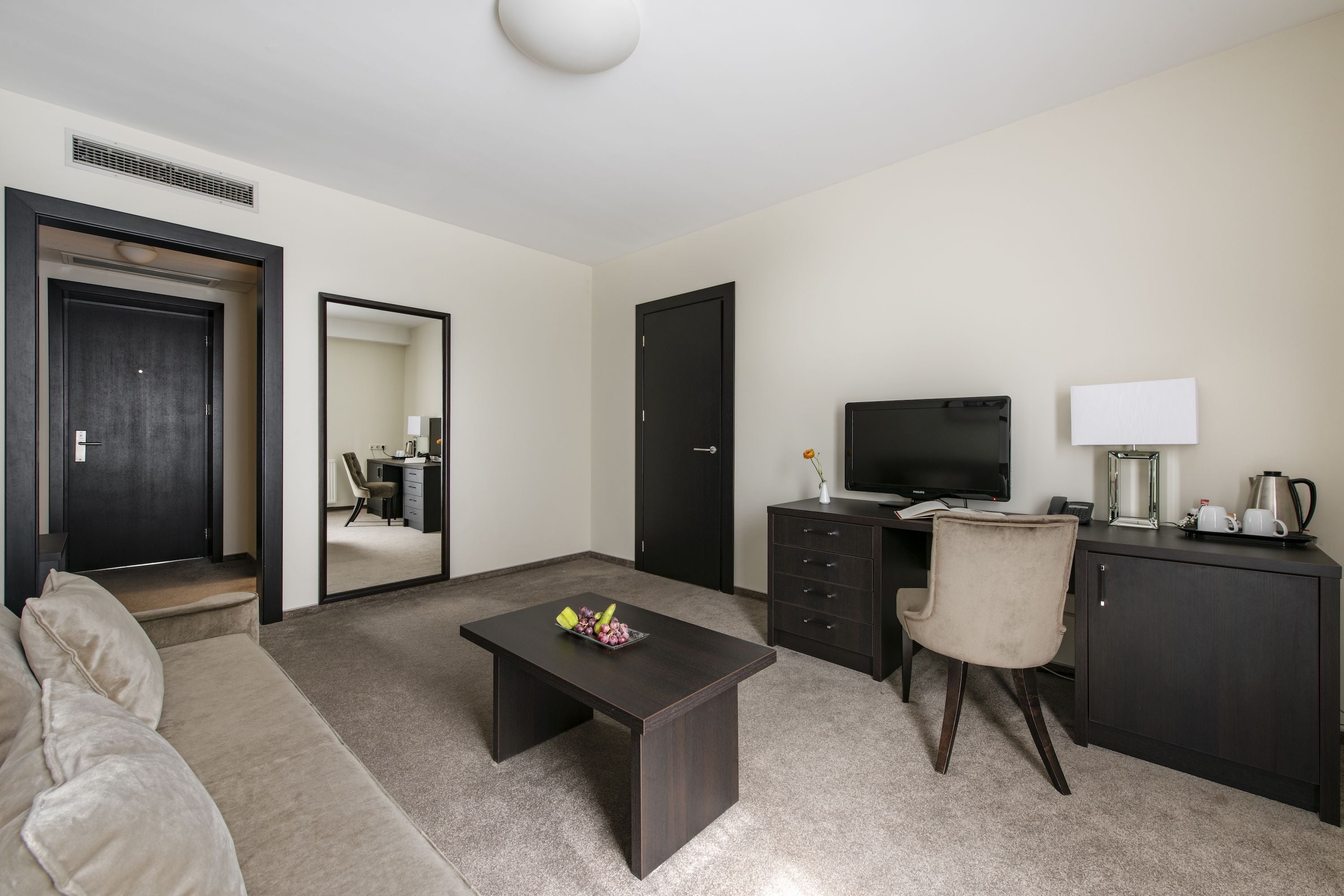 1 bedroom, minibar, in-room safe, desk