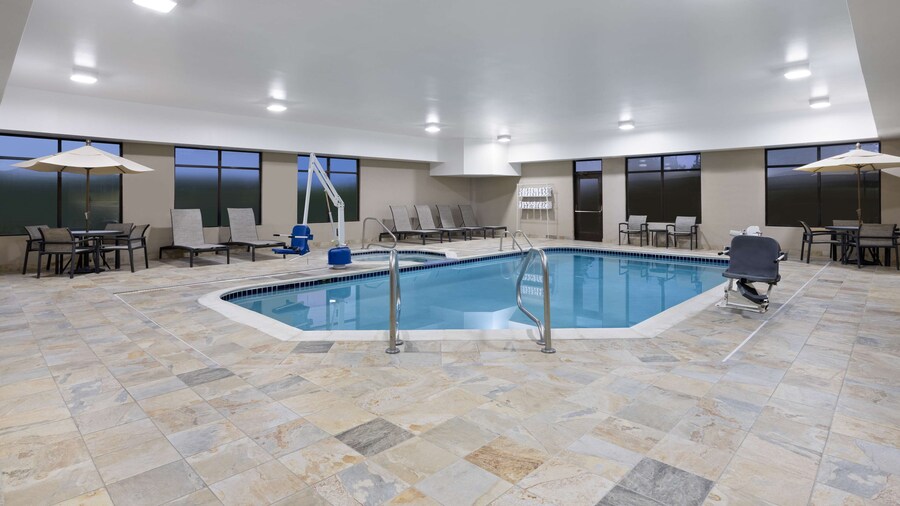 Hampton Inn Cleveland Airport - Tiedeman Road