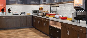 Hampton Inn Cleveland Airport - Tiedeman Road