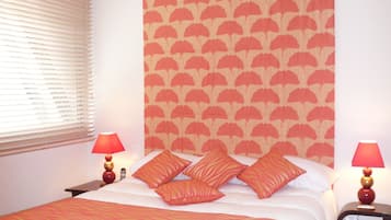 Minibar, coffres-forts dans les chambres, bureau, chambres insonorisées