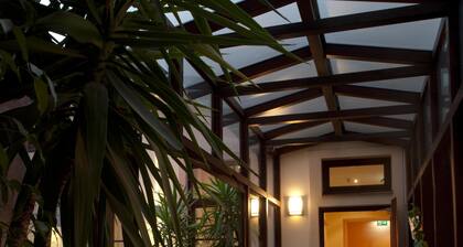 Lucia Hotel