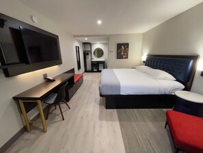 Desk, laptop workspace, blackout curtains, iron/ironing board - Rodeway Inn St. Augustine Historic District (St. Augustine)