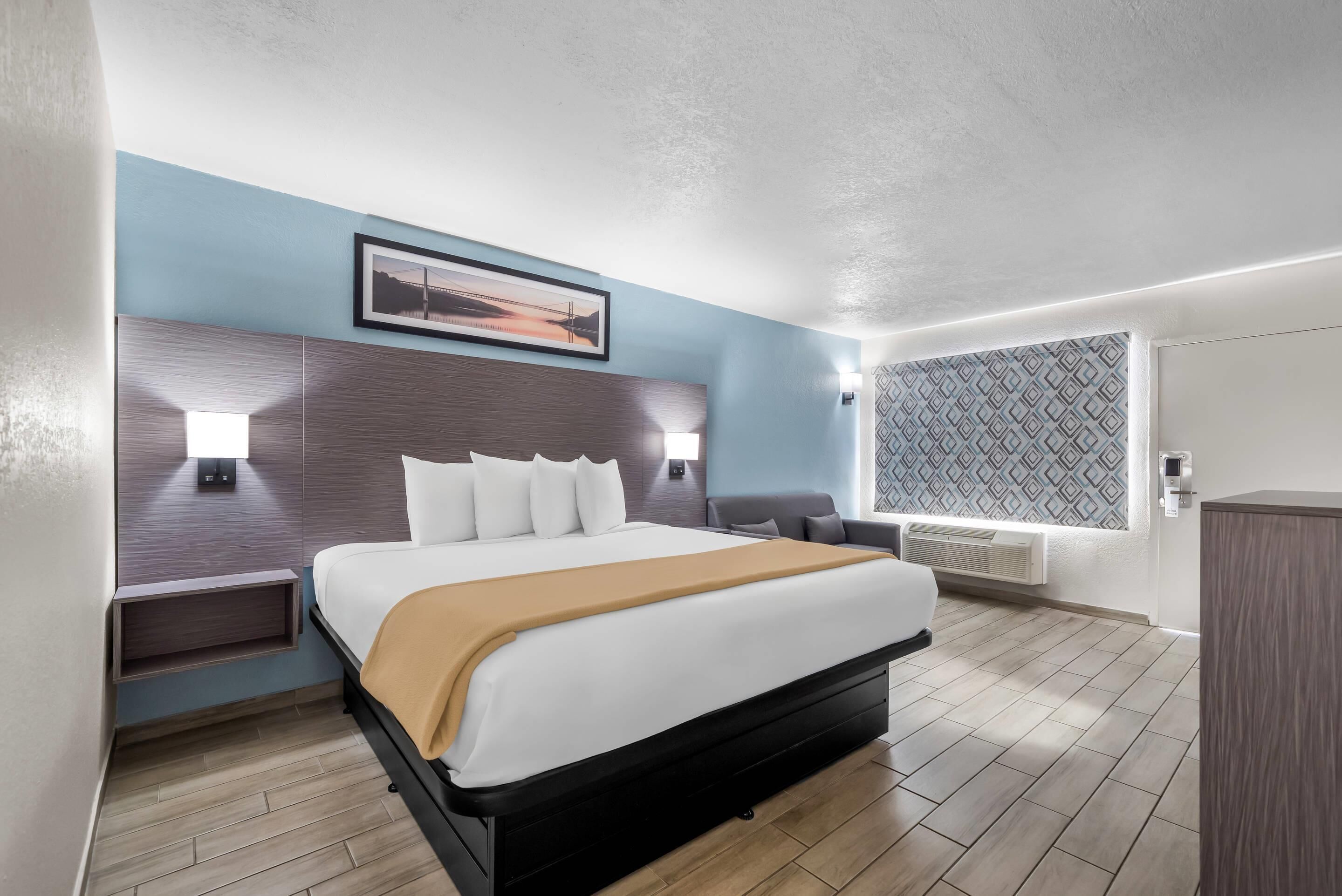 Kamar, 1 Tempat Tidur King, Bebas Asap Rokok | Setrika/meja setrika, Wi-Fi gratis, seprai linen, dan jam alarm