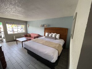 Iron/ironing board, free WiFi, bed sheets, alarm clocks