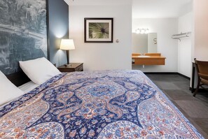 Zimmer, 1 Doppelbett | Schreibtisch, Bügeleisen/Bügelbrett, kostenloses WLAN, Bettwäsche