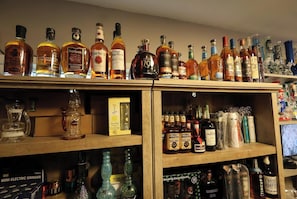 Bar (on property) - Hotel O Oskaloosa Near Eddyville (Oskaloosa)