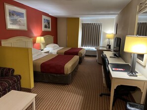 Suite, Multiple Beds, Non Smoking (Efficiency) | Desk, free WiFi, bed sheets, alarm clocks