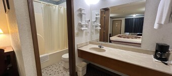 Americas Inn