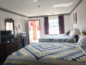 Standard Room, 2 Double Beds