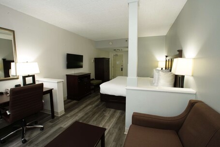 Best Western Paramus Hotel Suites - Image 40