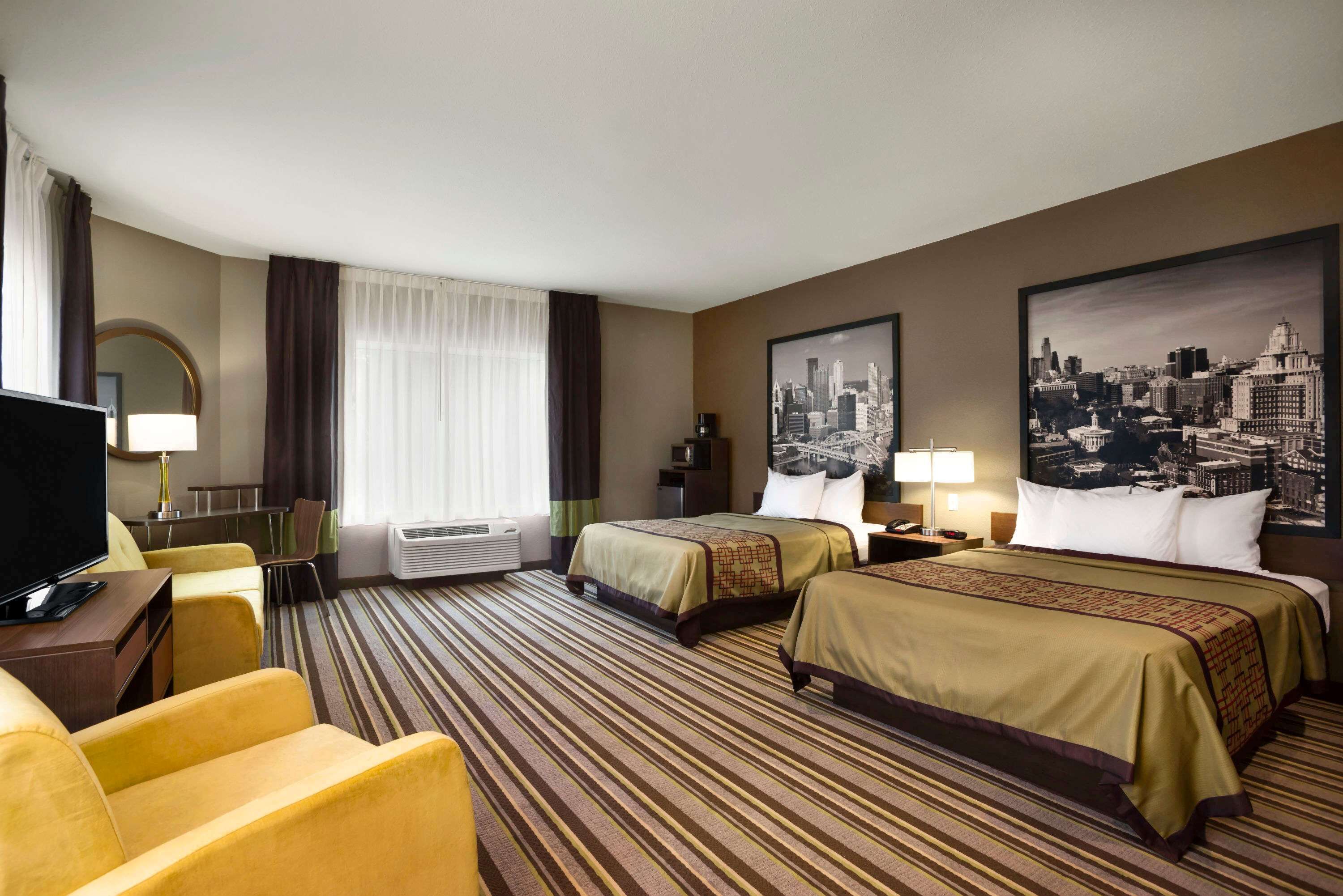 desk, iron/ironing board, free cots/infant beds, rollaway beds